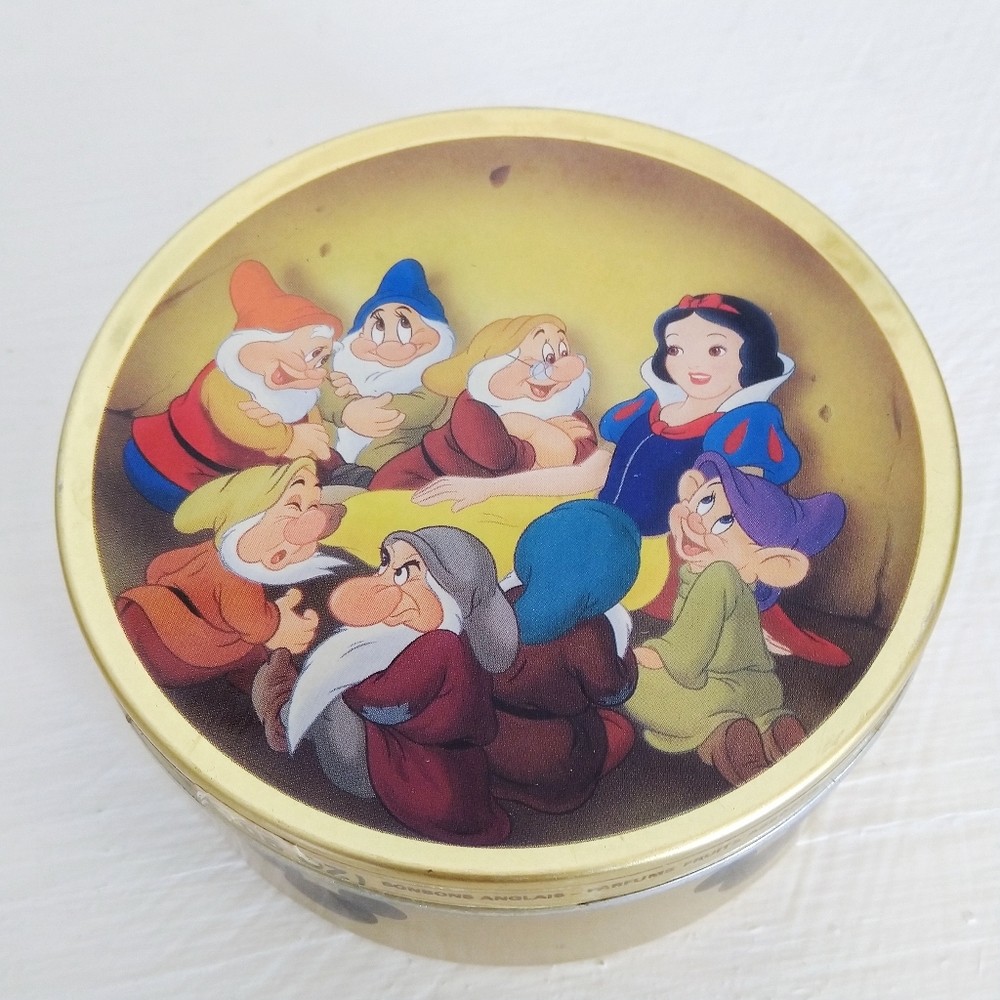 Disney Small Snow White Candy Tin
